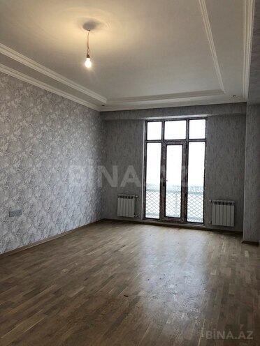 Продаётся 3-комн. новостройка 105 м², м. Кара Караев, photo 3 from 15