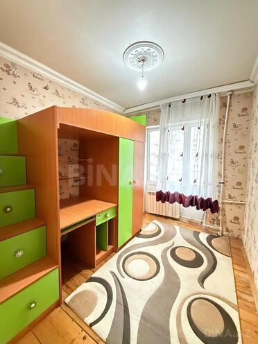 Продаётся 3-комн. вторичка 65 м², м. Нефтчиляр, photo 6 from 11