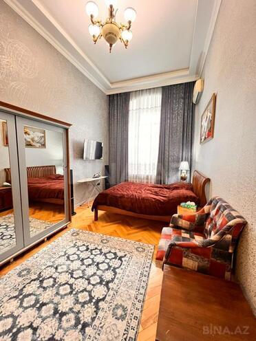 Продаётся 3-комн. вторичка 100 м², м. Низами, photo 13 from 26