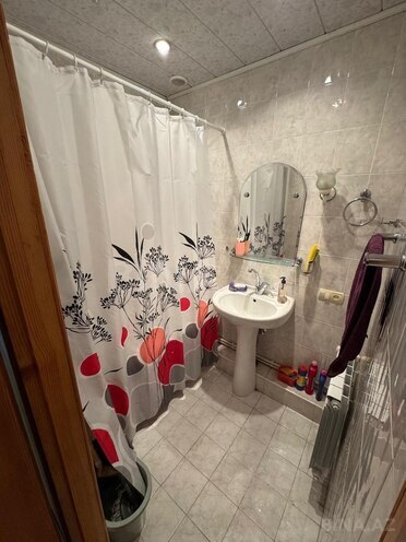 Satılır 2 otaqlı köhnə tikili 70 m², Azadlıq Prospekti m., photo 8 from 9