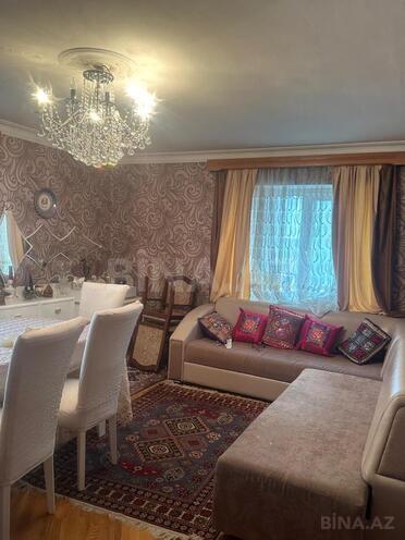 Сдаётся 2-комн. вторичка 60 м², м. Иншаатчылар, photo 1 from 19