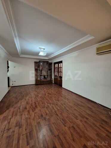 Satılır 2 otaqlı köhnə tikili 45 m², İnşaatçılar m., photo 11 from 26