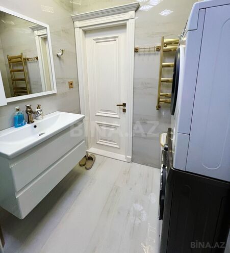 Продаётся 3-комн. новостройка 95 м², м. Кара Караев, photo 13 from 26