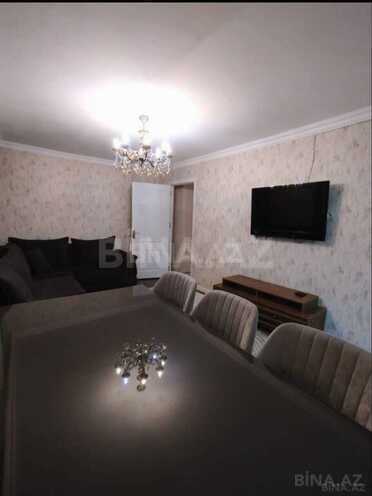Satılır 2 otaqlı köhnə tikili 70 m², İnşaatçılar m., photo 5 from 16