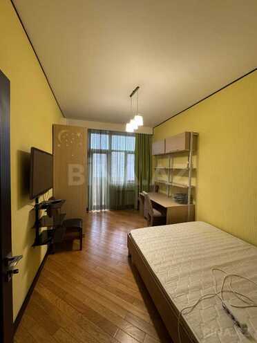 Satılır 4 otaqlı yeni tikili 170 m², 28 May m., photo 18 from 30