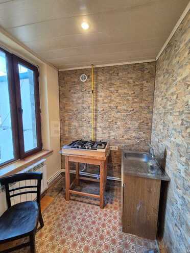 Satılır 2 otaqlı köhnə tikili 45 m², İnşaatçılar m., photo 13 from 25