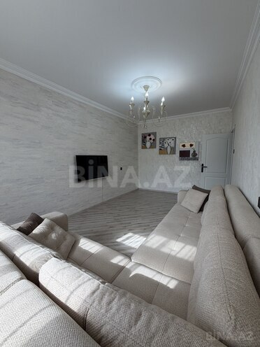 Продаётся 3-комн. вторичка 80 м², м. Ази Асланов, photo 3 from 16