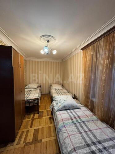 Продаётся 2-комн. вторичка 50 м², м. Элмляр Академиясы, photo 4 from 8