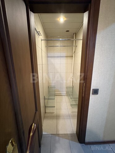 Продаётся 4-комн. вторичка 120 м², м. Кара Караев, photo 11 from 25