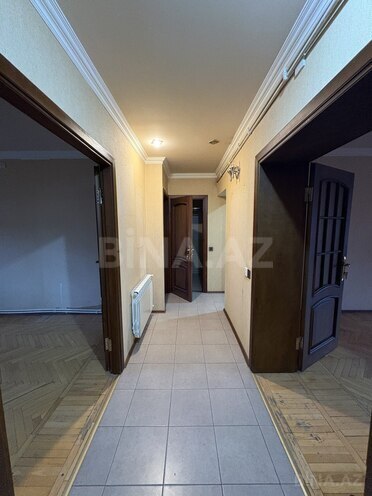 Продаётся 4-комн. вторичка 120 м², м. Кара Караев, photo 3 from 25