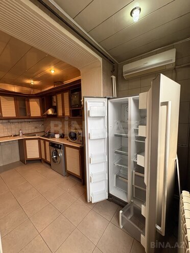 Продаётся 4-комн. вторичка 120 м², м. Кара Караев, photo 16 from 25