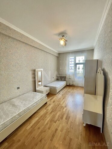 Сдаётся 3-комн. новостройка 110 м², photo 10 from 14