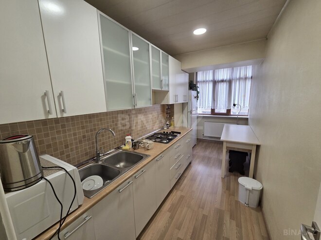 Сдаётся 2-комн. вторичка 70 м², м. Ичеришехер, photo 4 from 15