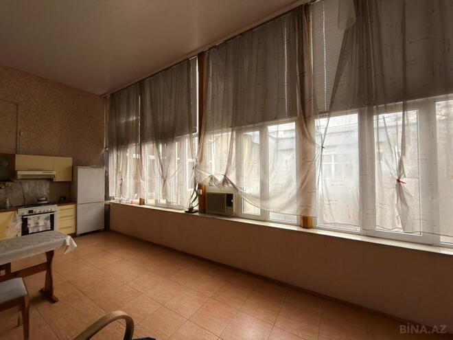 Satılır 4 otaqlı köhnə tikili 80 m², 28 May m., photo 3 from 19
