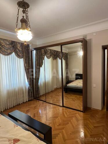 Сдаётся 3-комн. новостройка 95 м², Насиминский  р., photo 8 from 26