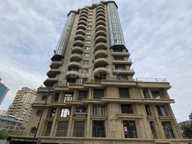 Satılır 4 otaqlı yeni tikili 210 m², Nizami m., photo 1 from 17