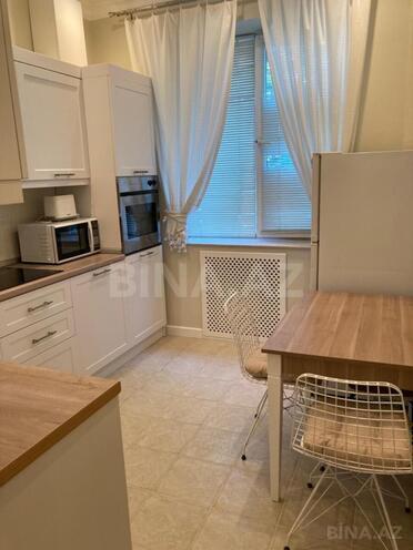 Сдаётся 2-комн. вторичка 60 м², м. Ичеришехер, photo 11 from 24