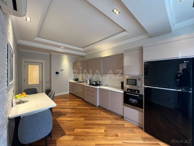 Продаётся 4-комн. новостройка 214 м², Насиминский  р., photo 11 from 32