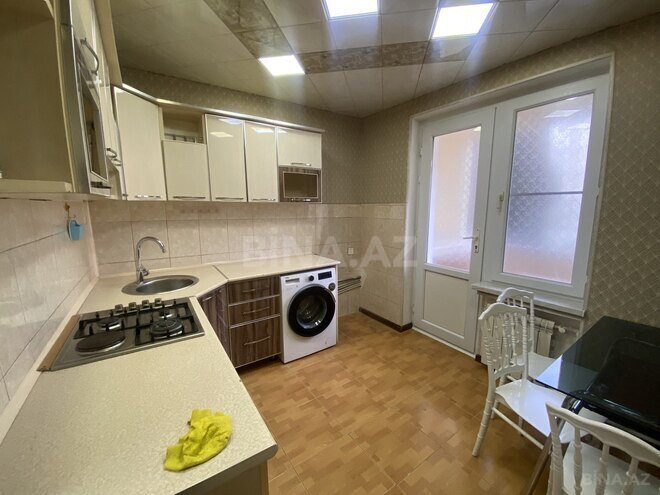 Satılır 4 otaqlı köhnə tikili 95 m², Bakıxanov q., photo 17 from 21