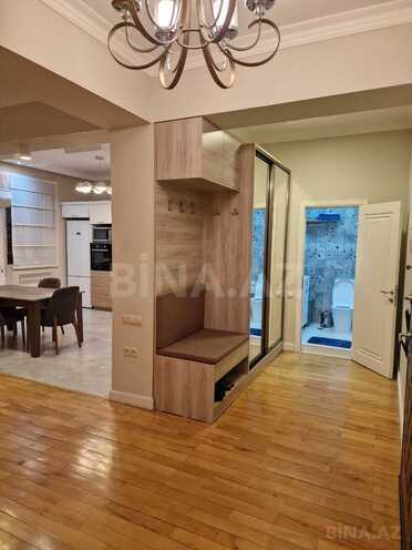 İcarəyə verilir 3 otaqlı yeni tikili 110 m², Sahil m., photo 30 from 32