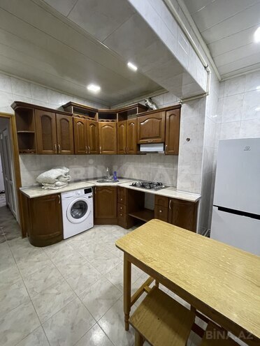 Satılır 2 otaqlı köhnə tikili 70 m², Azadlıq Prospekti m., photo 5 from 12