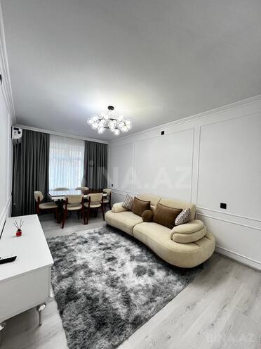Продаётся 2-комн. вторичка 60 м², м. Ази Асланов, photo 1 from 13