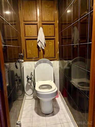 Satılır 3 otaqlı köhnə tikili 90 m², 8 Noyabr m., photo 12 from 13