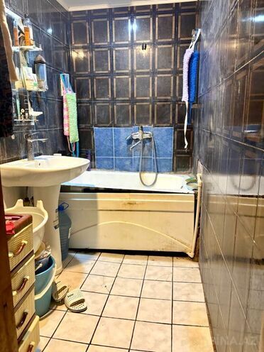 Satılır 3 otaqlı köhnə tikili 90 m², 8 Noyabr m., photo 11 from 13