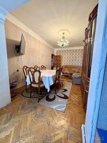 Satılır 3 otaqlı köhnə tikili 90 m², 8 Noyabr m., photo 3 from 13