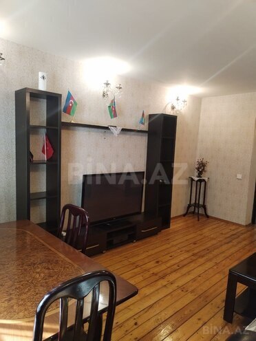 İcarəyə verilir 3 otaqlı köhnə tikili 65 m², Elmlər Akademiyası m., photo 3 from 12