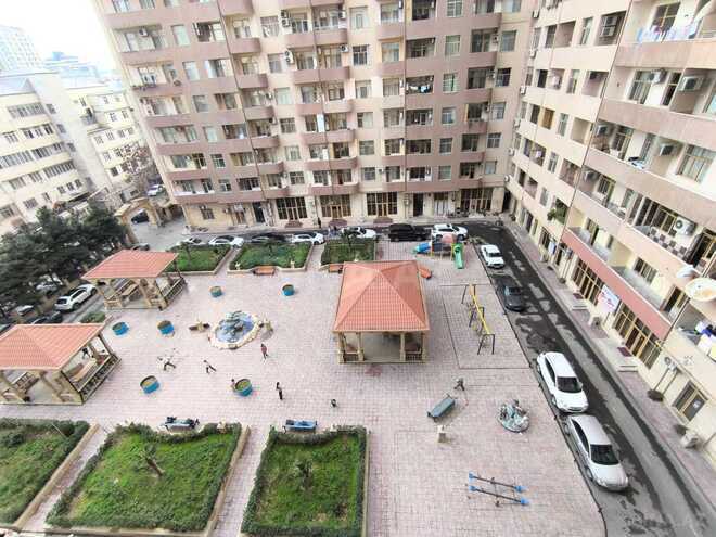 İcarəyə verilir 4 otaqlı yeni tikili 190 m², 28 May m., photo 18 from 22