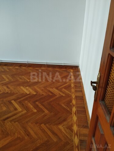 Satılır 3 otaqlı köhnə tikili 75 m², Xalqlar Dostluğu m., photo 27 from 32
