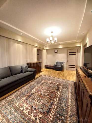 Продаётся 3-комн. вторичка 75 м², м. Элмляр Академиясы, photo 9 from 30