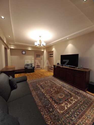 Продаётся 3-комн. вторичка 75 м², м. Элмляр Академиясы, photo 10 from 30