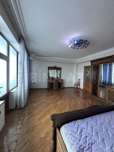 Продаётся 3-комн. новостройка 232 м², м. Низами, photo 4 from 10