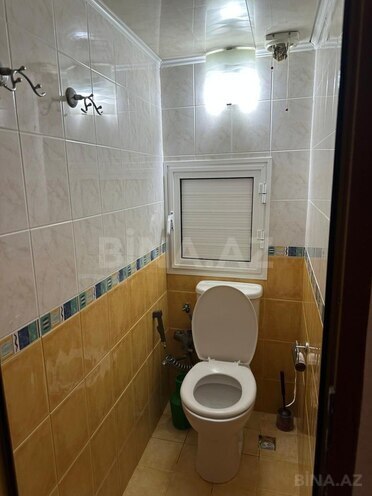 Satılır 4 otaqlı köhnə tikili 100 m², Massiv D q., photo 9 from 11