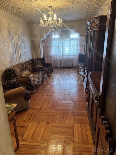 İcarəyə verilir 2 otaqlı köhnə tikili 75 m², Azadlıq Prospekti m., photo 12 from 16