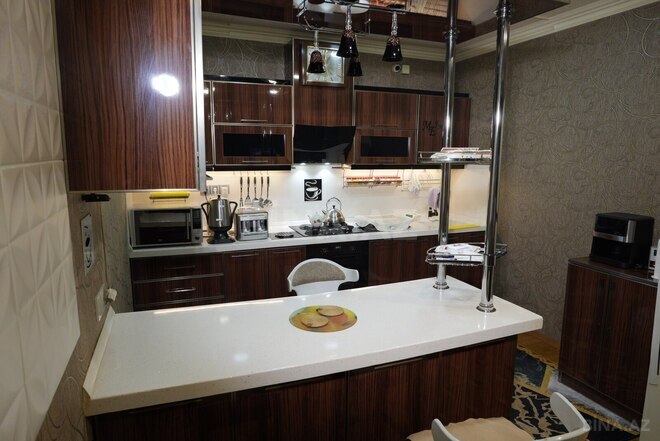 Продаётся 8-комн. дом/дача 300 м², м. Кара Караев, photo 10 from 32