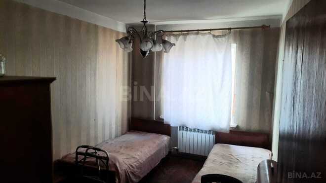 Satılır 4 otaqlı köhnə tikili 110 m², İnşaatçılar m., photo 16 from 25