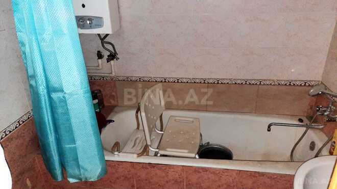 Satılır 4 otaqlı köhnə tikili 110 m², İnşaatçılar m., photo 20 from 25