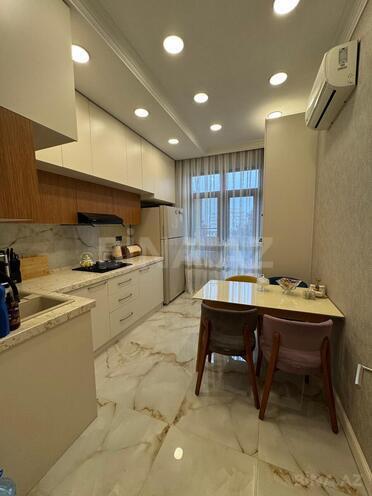 Продаётся 3-комн. новостройка 114 м², м. Иншаатчылар, photo 8 from 16