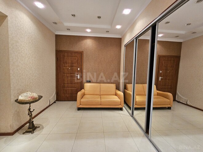 İcarəyə verilir 3 otaqlı yeni tikili 180 m², 28 May m., photo 16 from 19