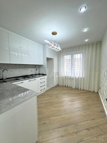 Satılır 2 otaqlı köhnə tikili 70 m², Xalqlar Dostluğu m., photo 8 from 12