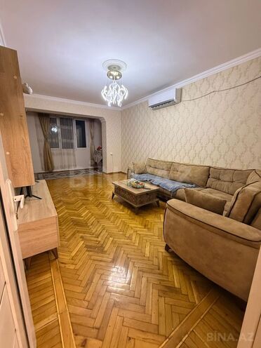 Продаётся 3-комн. вторичка 70 м², м. Гянджлик, photo 1 from 19