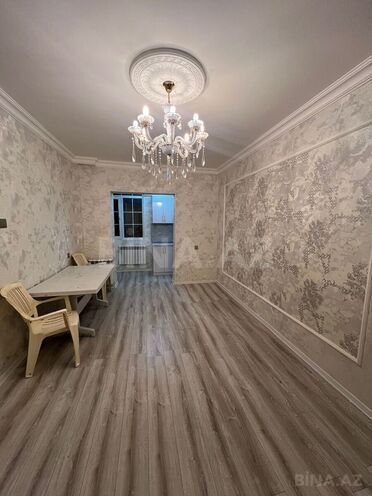 Продаётся 2-комн. вторичка 45 м², м. Иншаатчылар, photo 1 from 11