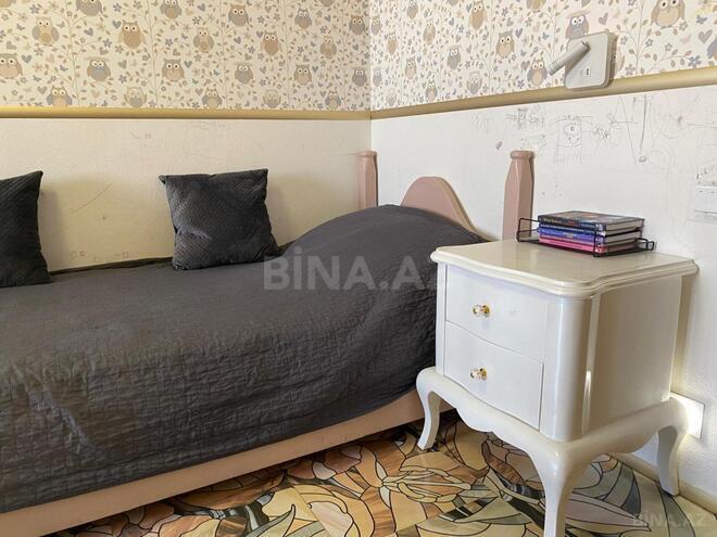 Satılır 4 otaqlı köhnə tikili 105 m², Bakıxanov q., photo 7 from 29