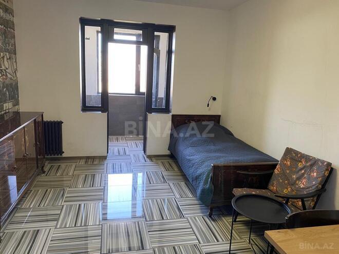 Satılır 4 otaqlı köhnə tikili 105 m², Bakıxanov q., photo 18 from 29