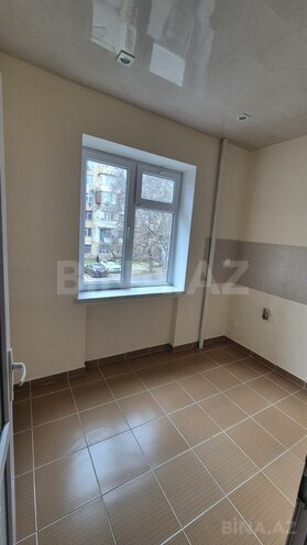 Продаётся 1-комн. вторичка 35 м², м. Нефтчиляр, photo 4 from 10