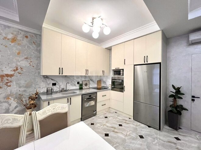 Сдаётся 3-комн. новостройка 90 м², м. Шах Исмаил Хатаи, photo 11 from 18