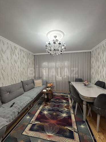 Satılır 3 otaqlı köhnə tikili 65 m², Müşfiqabad q., photo 5 from 8